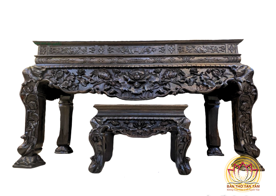 Thiết kế phòng thờ gỗ mun hoa cao cấp